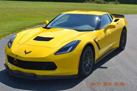corvette_023616b4fbdc07f5fb2887101bdbe4723024c1cd.jpg