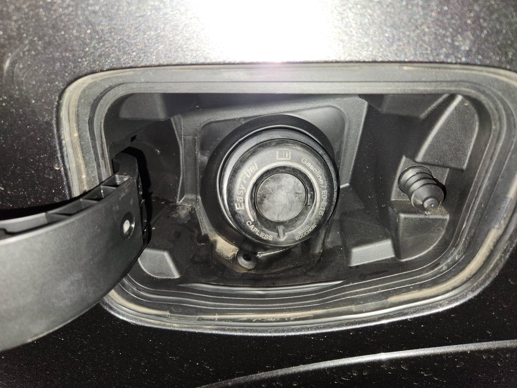 gas cap 2.jpg