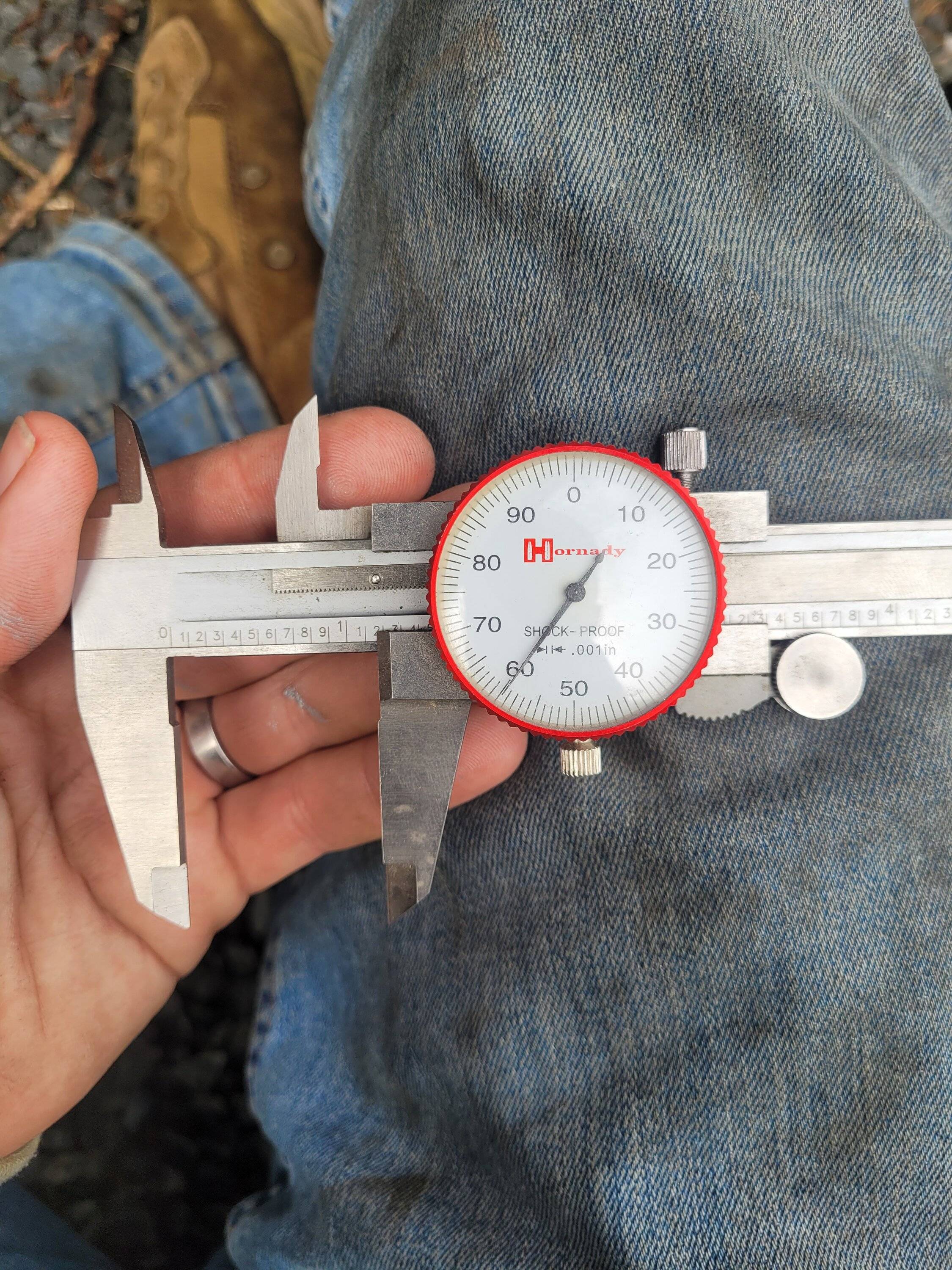 REAR STUD MEASUREMENT.jpg
