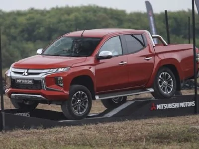 2021-Mitsubishi-Triton-review-400x300.webp