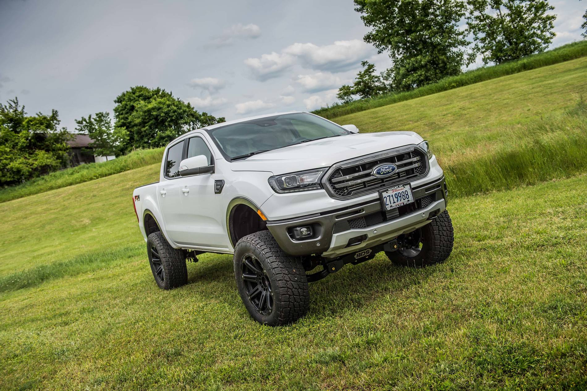 2019-Ford-Ranger-B6in-LT295-60R20-03.jpg
