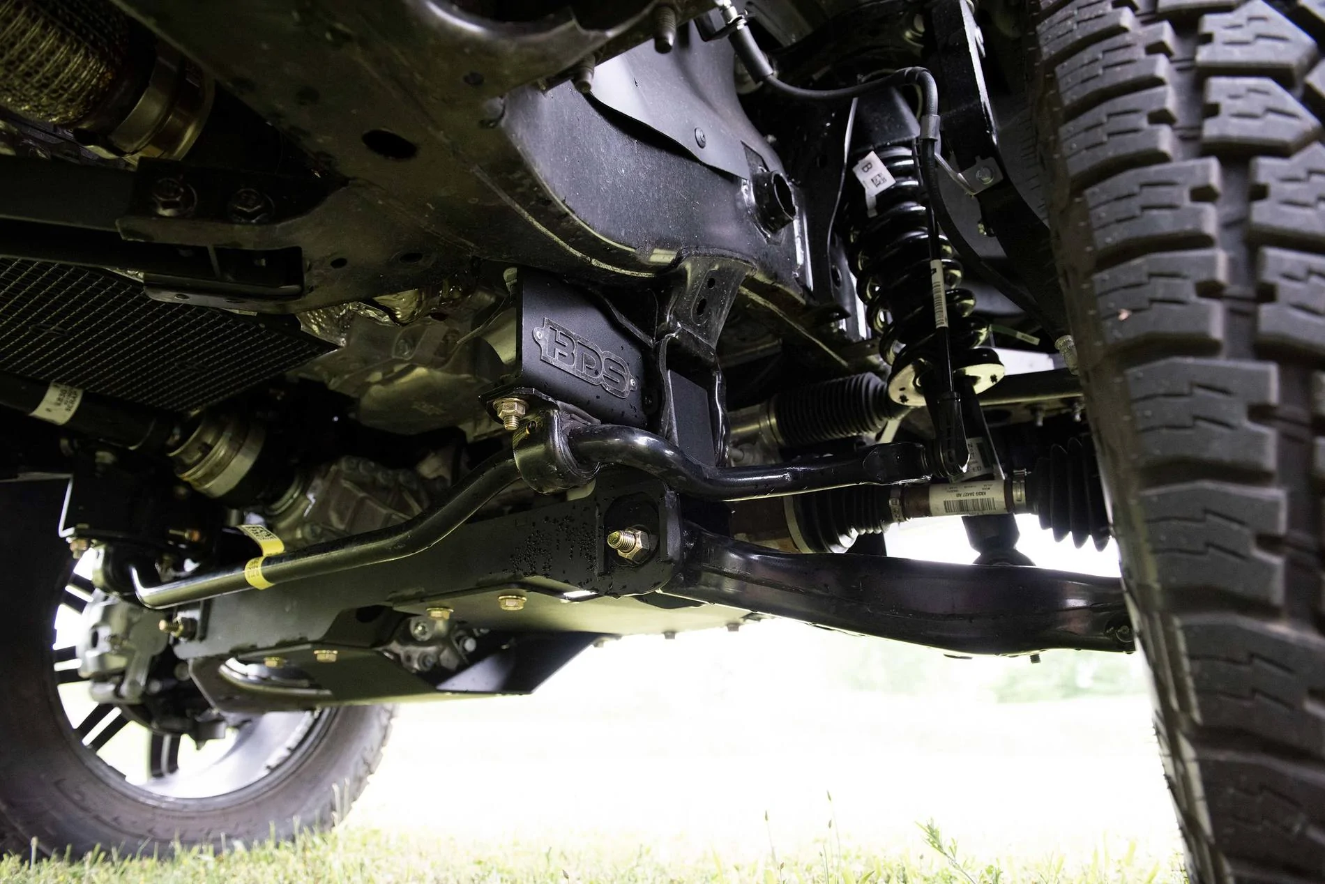 2019-Ford-Ranger-B6in-LT295-60R20-12.webp
