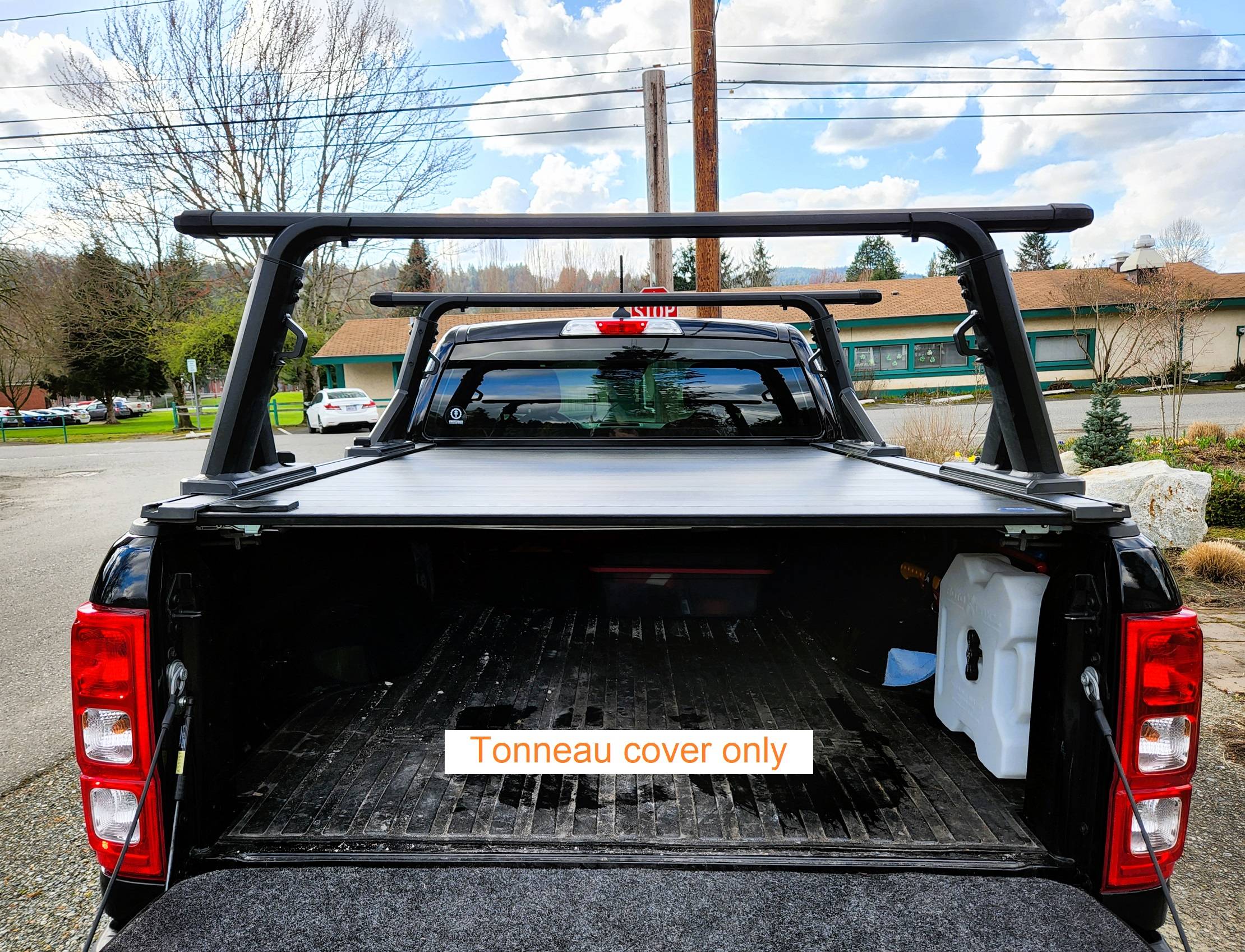 Tonneau cover 3.jpg