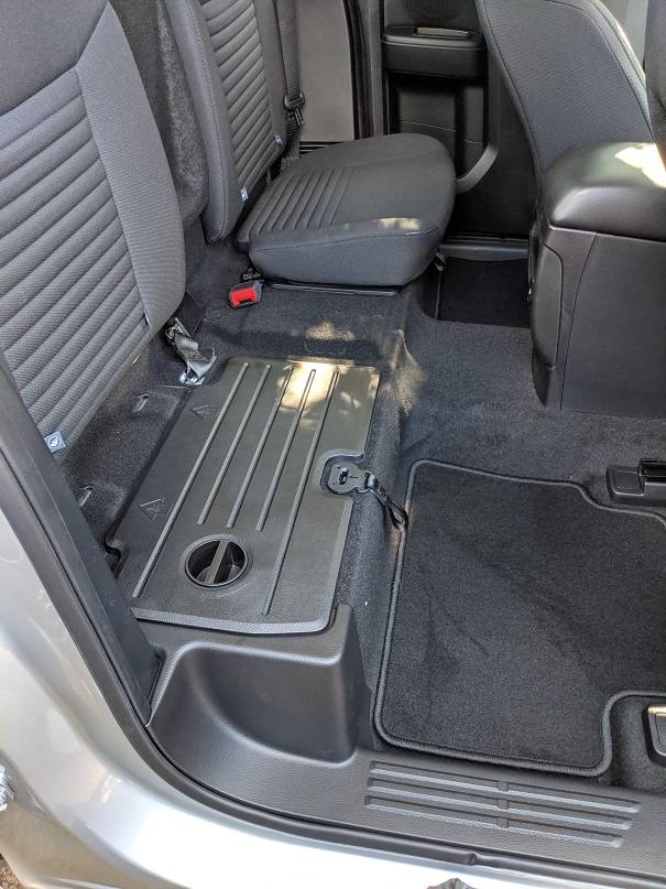 Rear_seat_removed.jpg