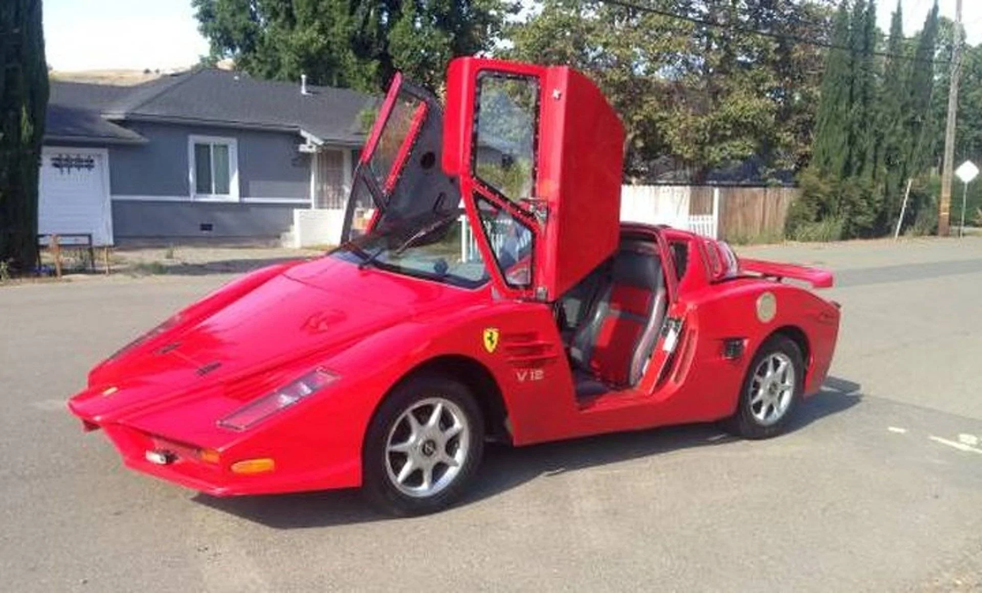 o-based-ferrari-kit-car-is-of-questionable-quality.jpg