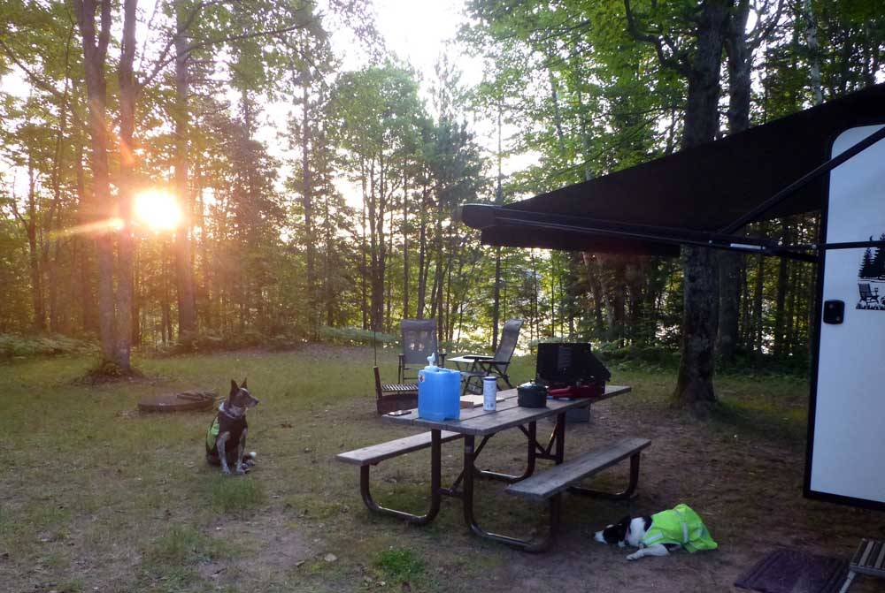 camp590.jpg