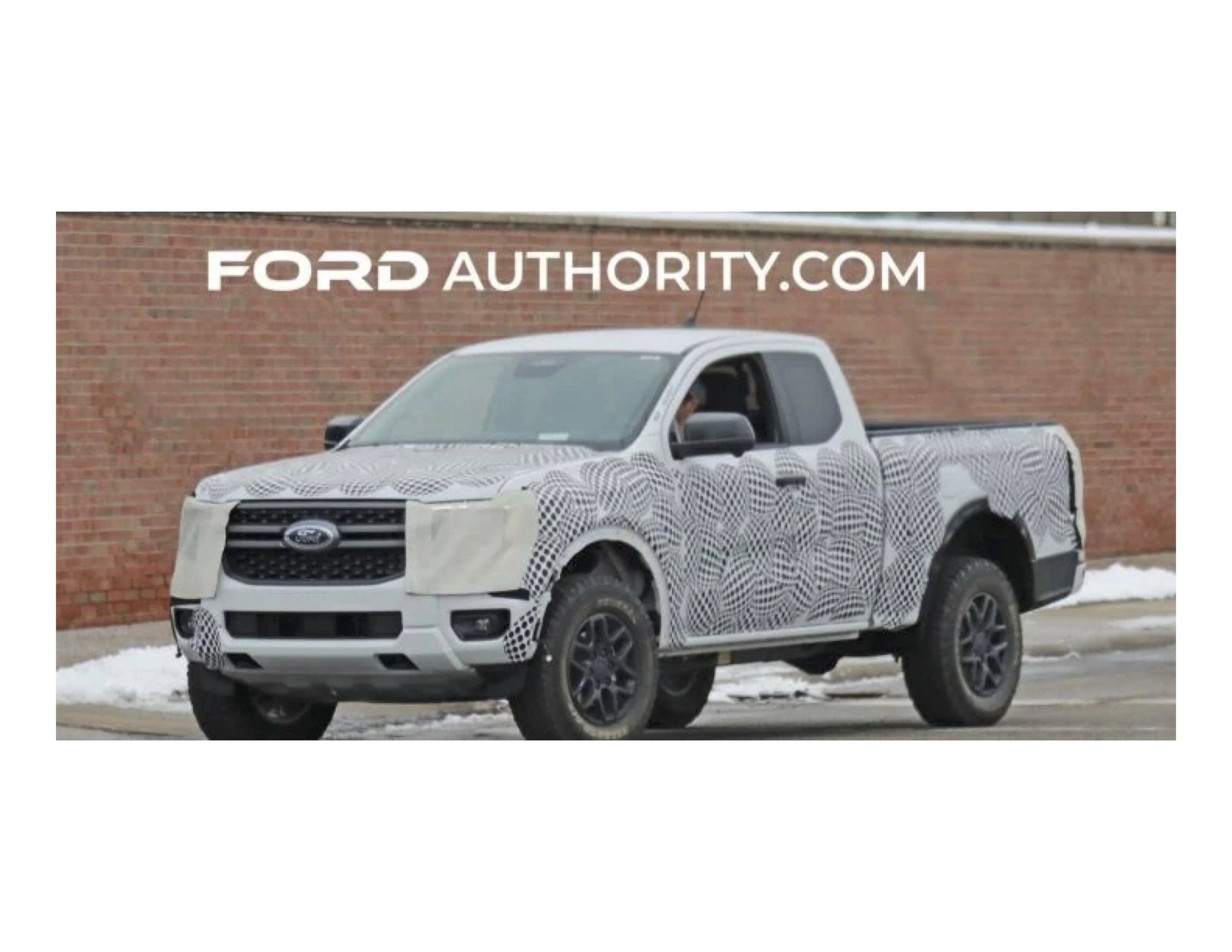 2024-Ford-Ranger-Tremor-SuperCab-Prototype-Spy-Shots-January-2023-Exterior-001-720x340.jpg.we...webp