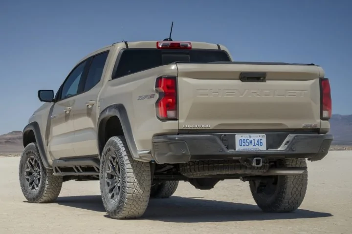 2023-Chevrolet-Colorado-ZR2-Sand-Dune-Metallic-GTL-Press-Photos-Exterior-010-rear-three-quart...webp