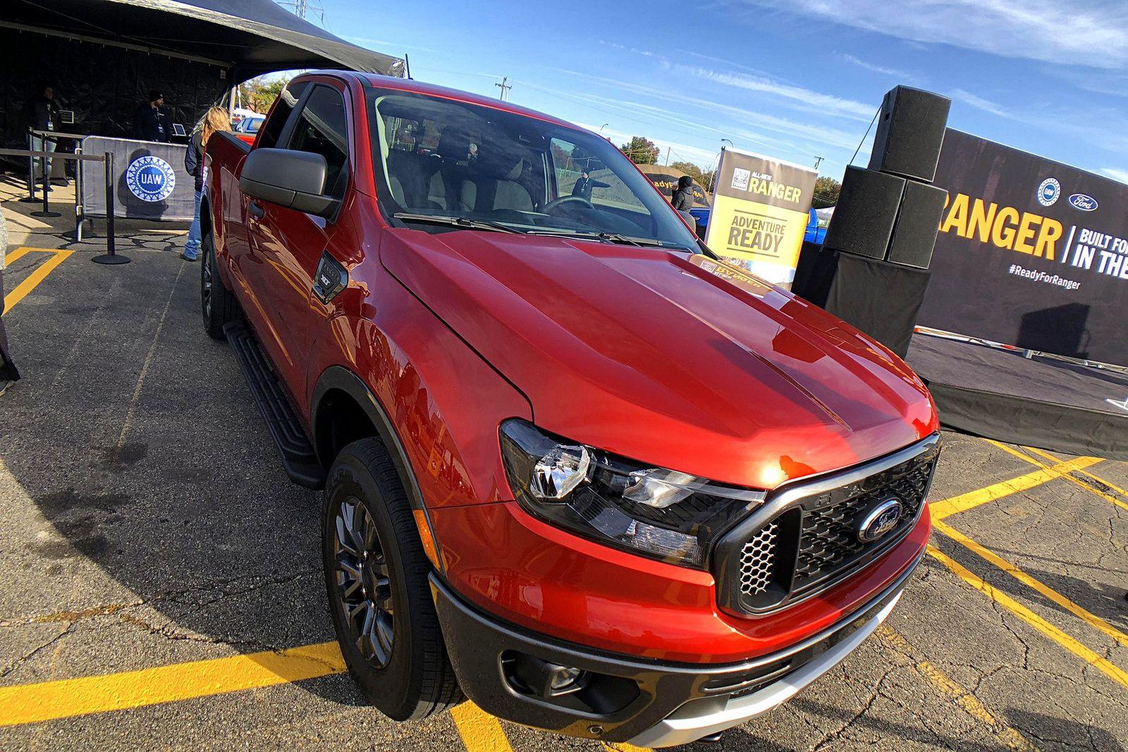 069-2019-ford-ranger-michigan-assembly-plant-celebration.jpg