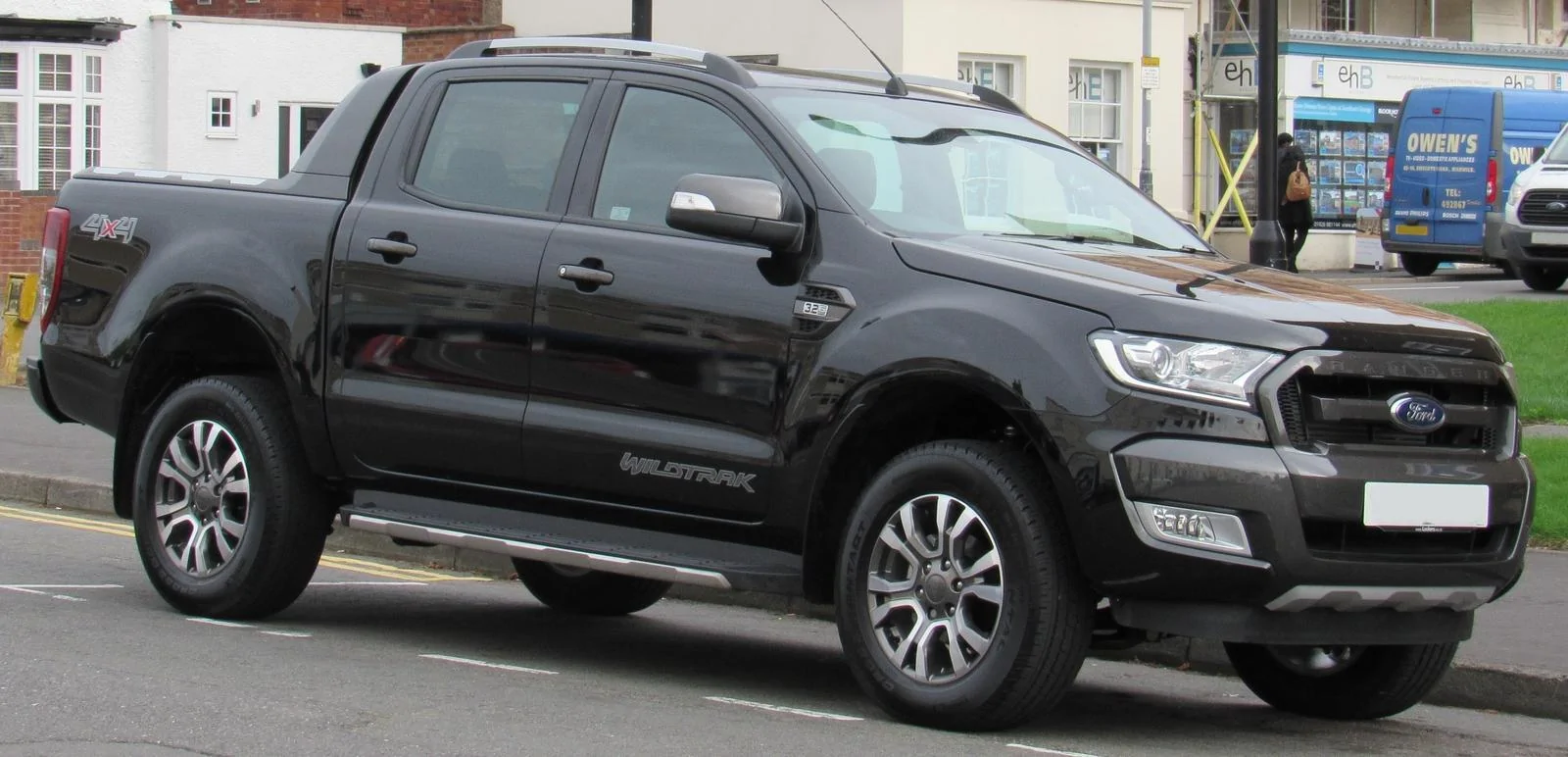 2017_Ford_Ranger_Wildtrak_4X4_facelift_3.2_Front.webp