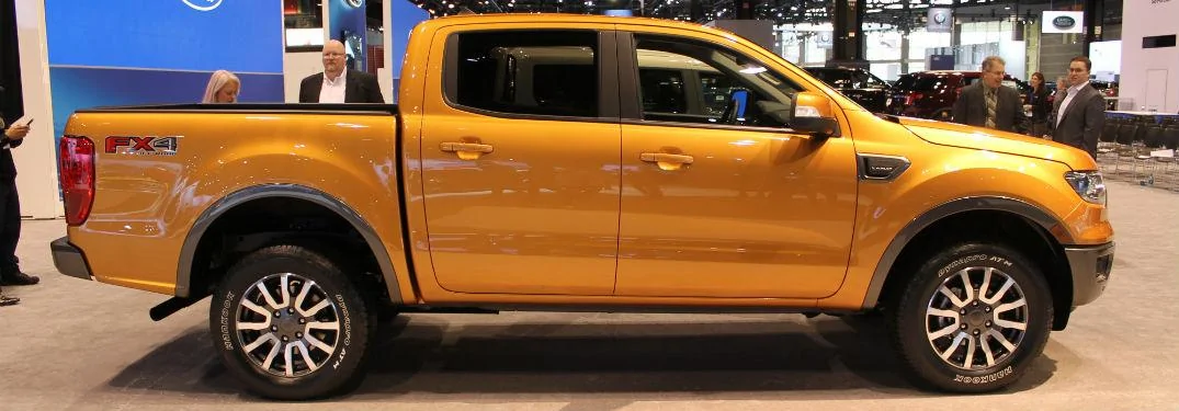 2019-Ford-Ranger-side-exterior-chicago-auto-show_blog-header-image_df.webp