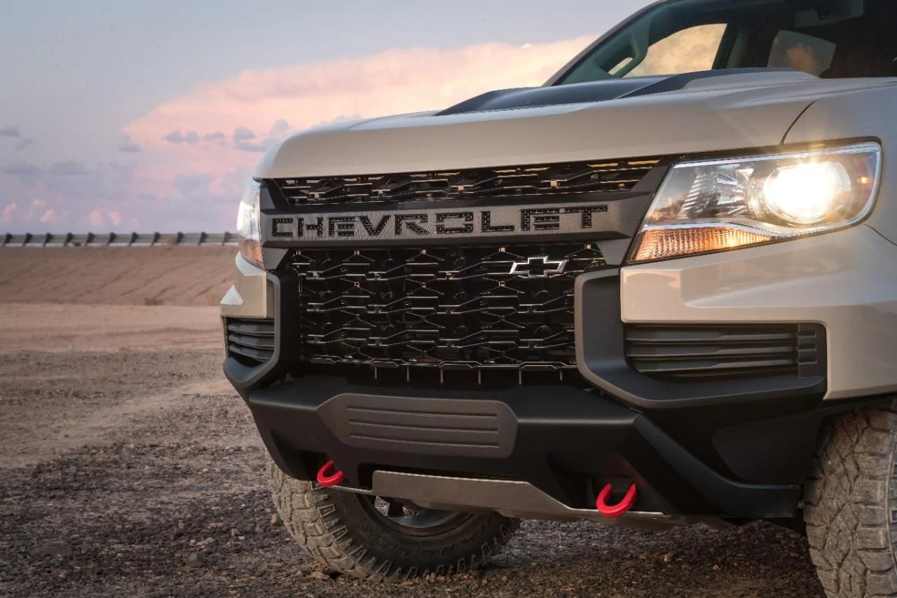 2021-Chevrolet-Colorado-ZR2-005.webp