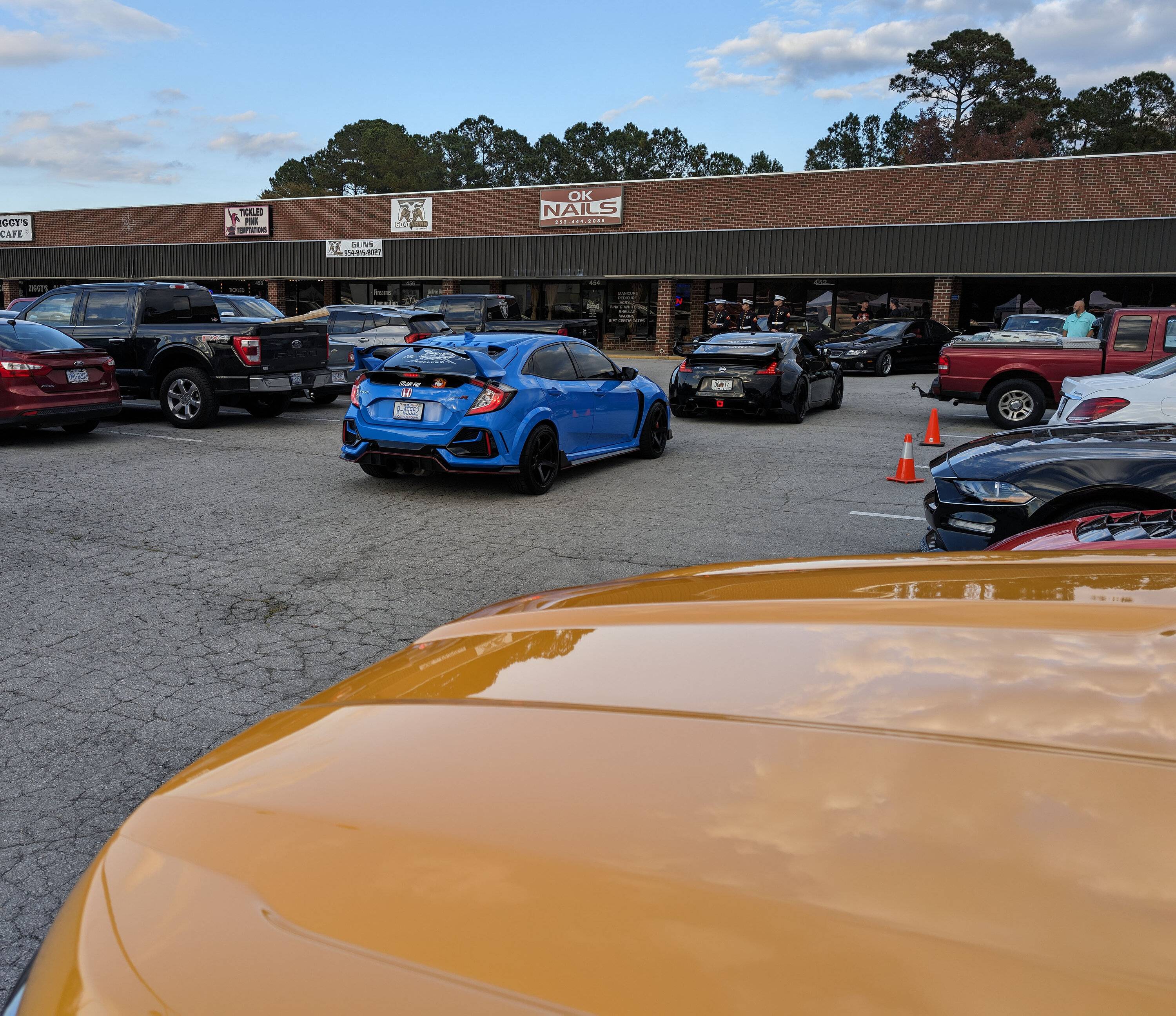 PXL_20231118_205135851.RAW-01.COVER.small.jpg