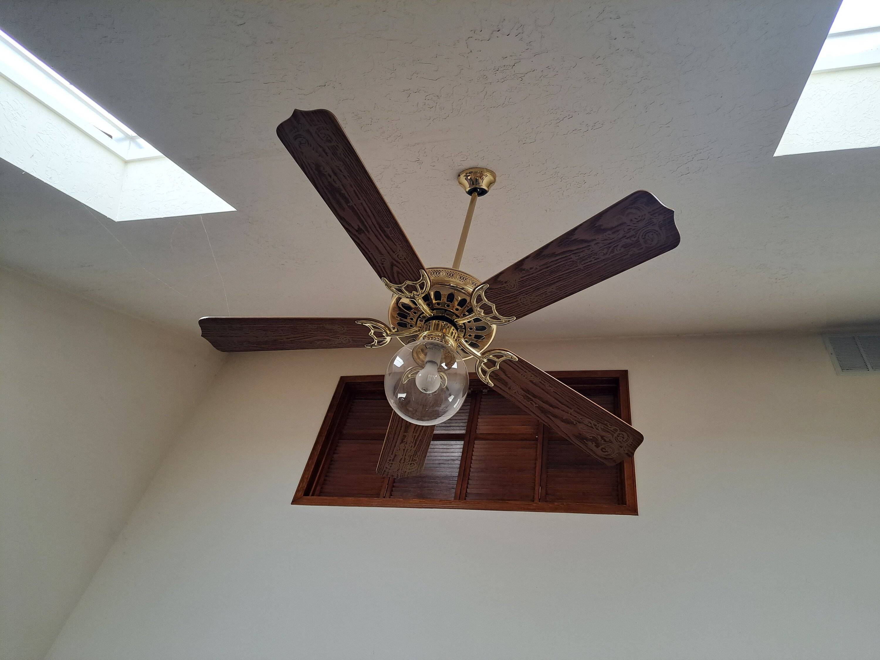 Ceiling fan mounted.jpg