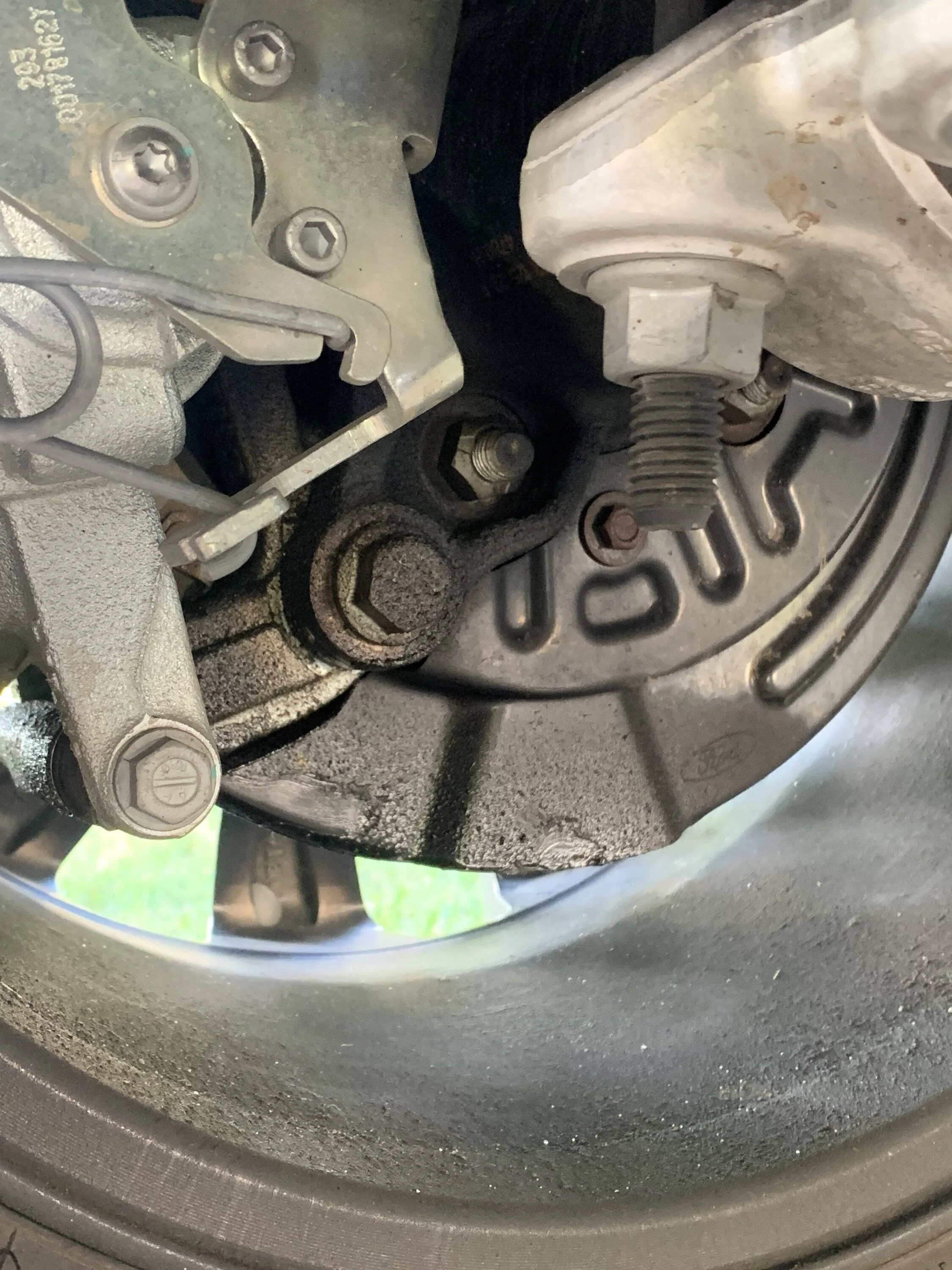 2020 rear axel seal leaking bad! | 2019+ Ford Ranger and Raptor Forum ...
