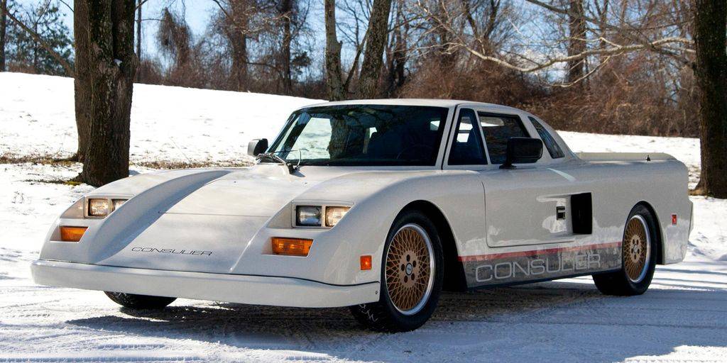 Ugly vehcile-1985 Consulier GTP view 1.jpg