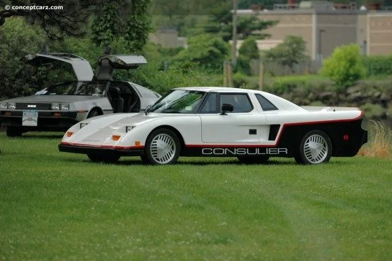 Ugly vehifcle-1985 Consulier GTP View 2.jpg