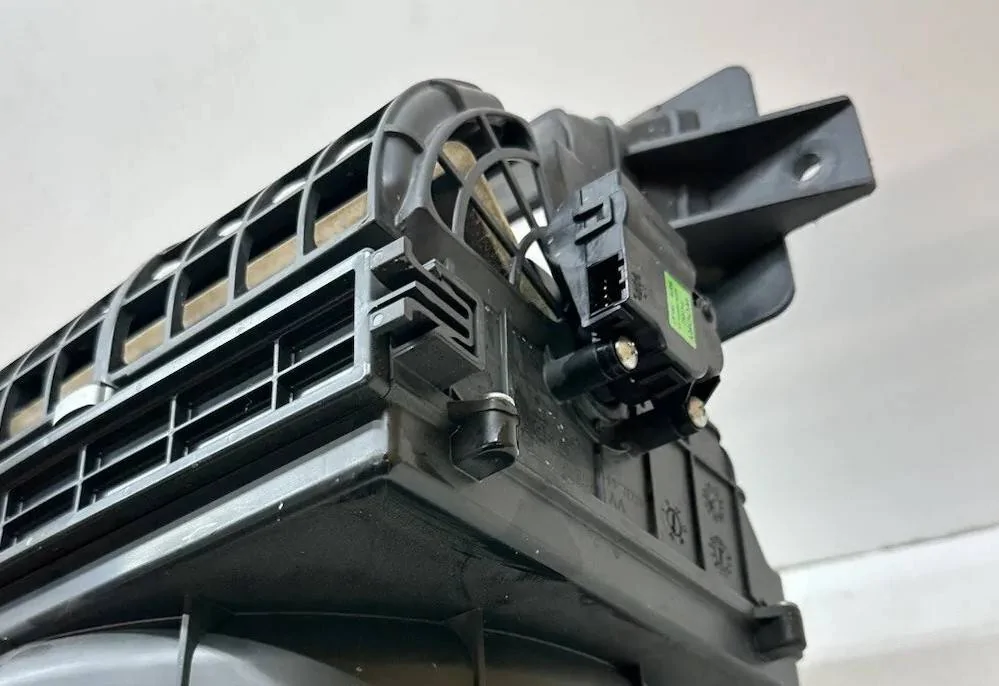 Air Inlet Door 2.jpeg
