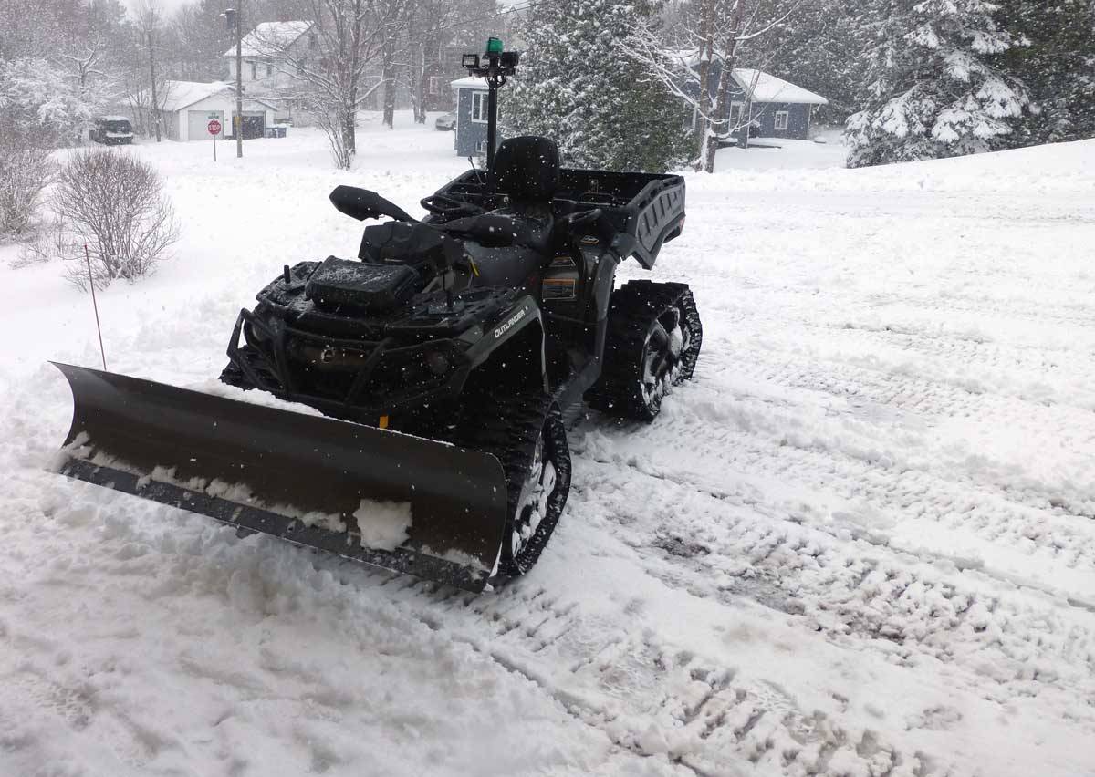 6x6plows0975.jpg