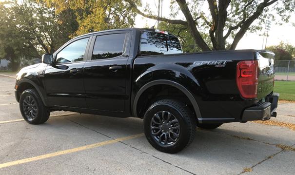 19Ranger_XLT_DS_Bk_Med.jpg