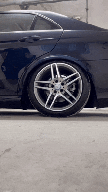 mercedes-benz-mercedes.gif