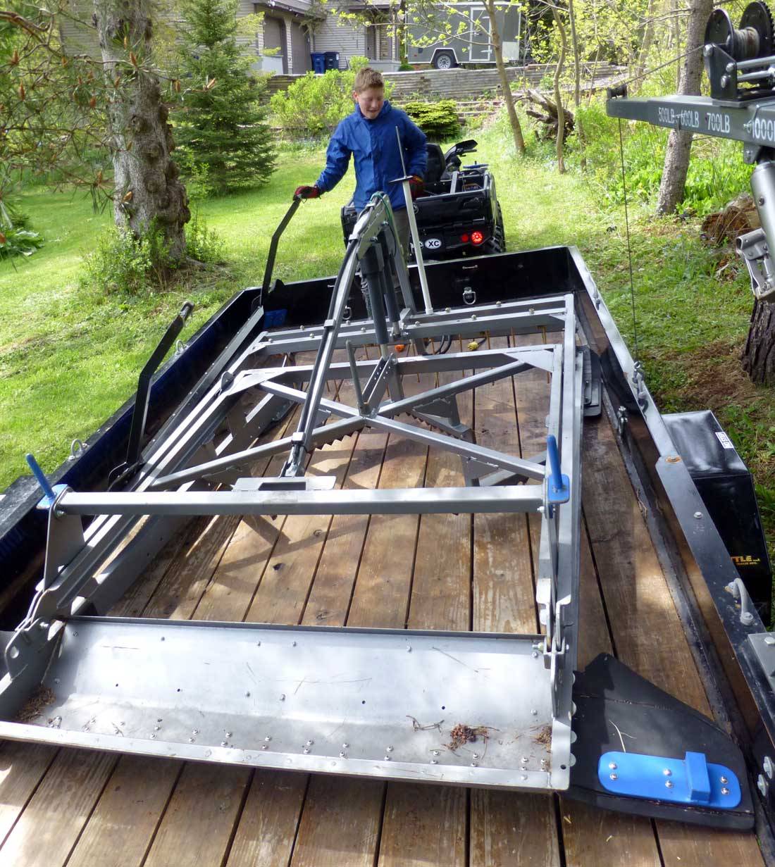 dragtrailer0953.jpg