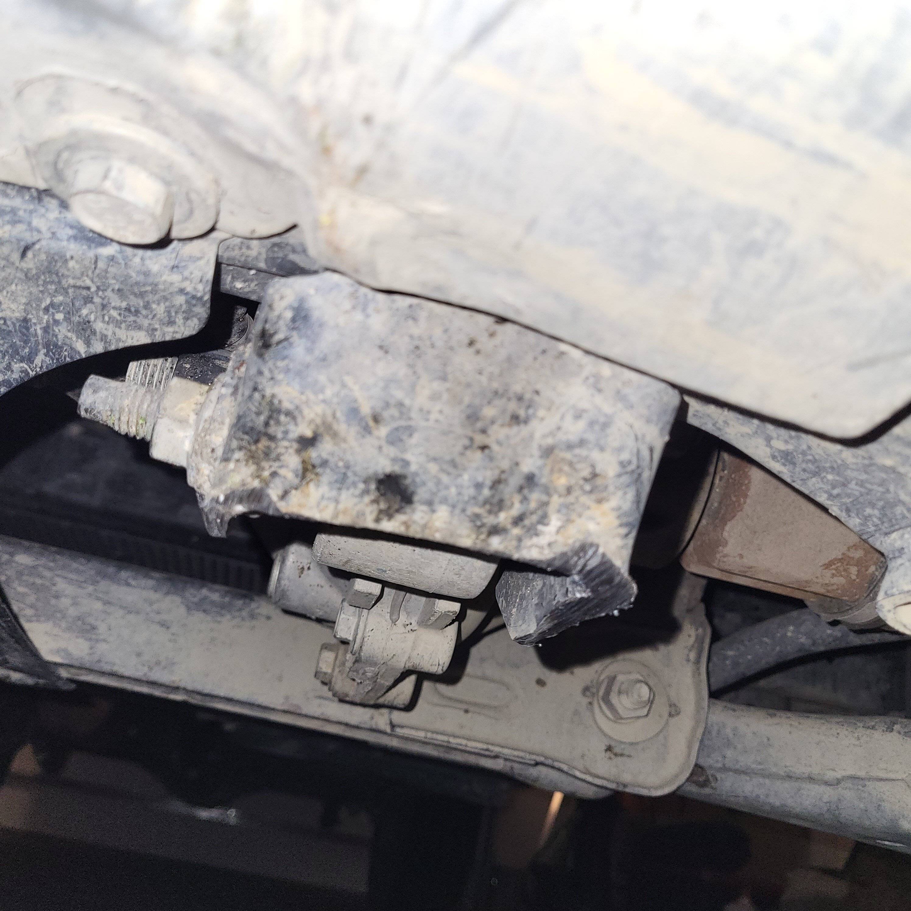 Engine Mount.jpg