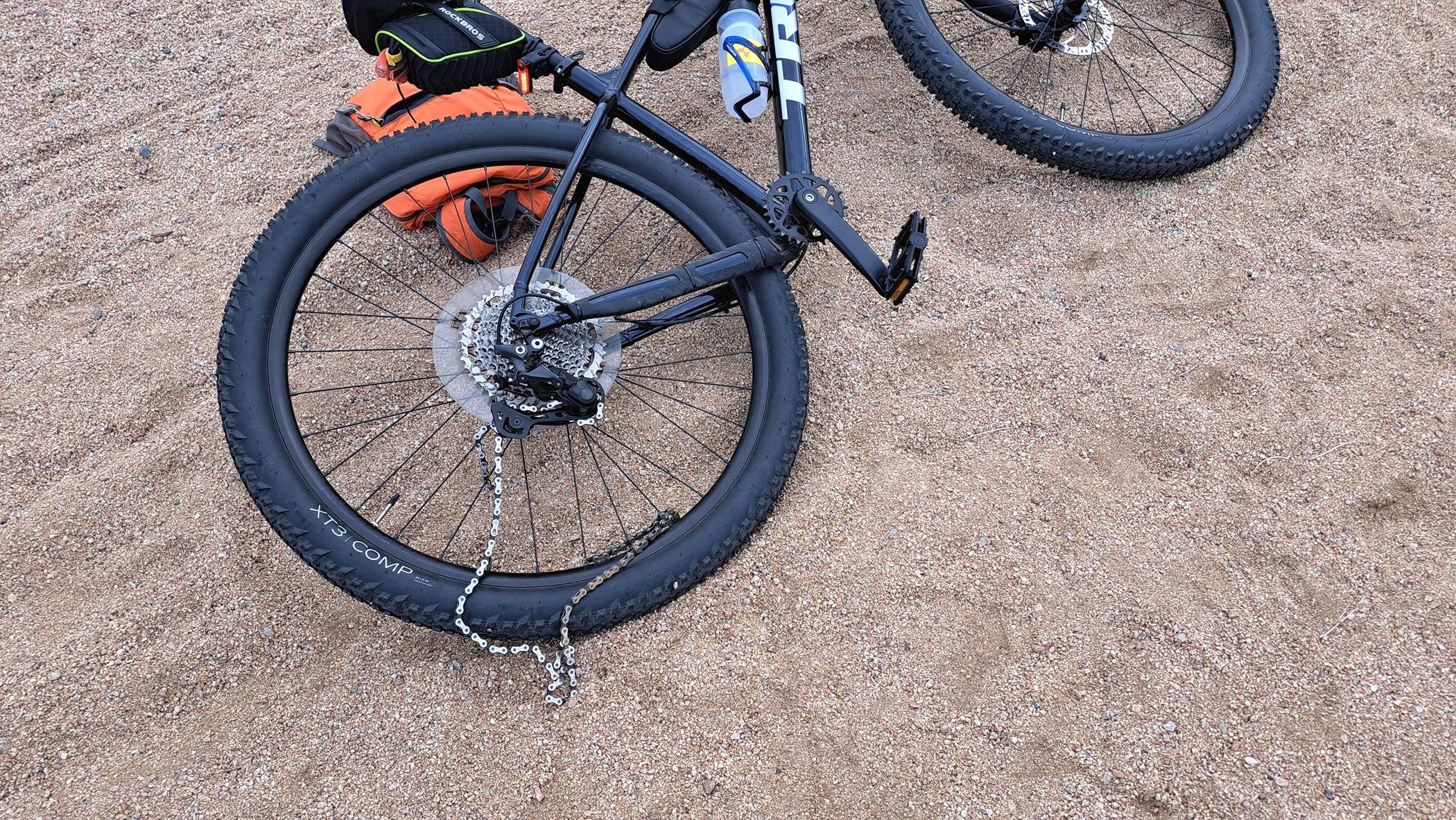 Chain busted (Jpg).jpg