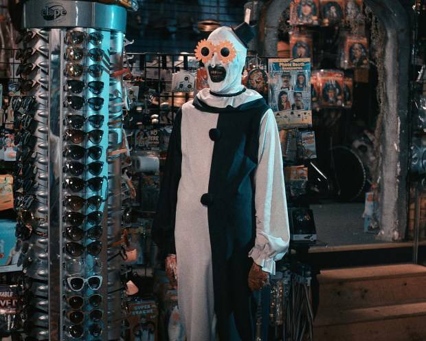 IDB-L-TERRIFIER-0127-2.jpg
