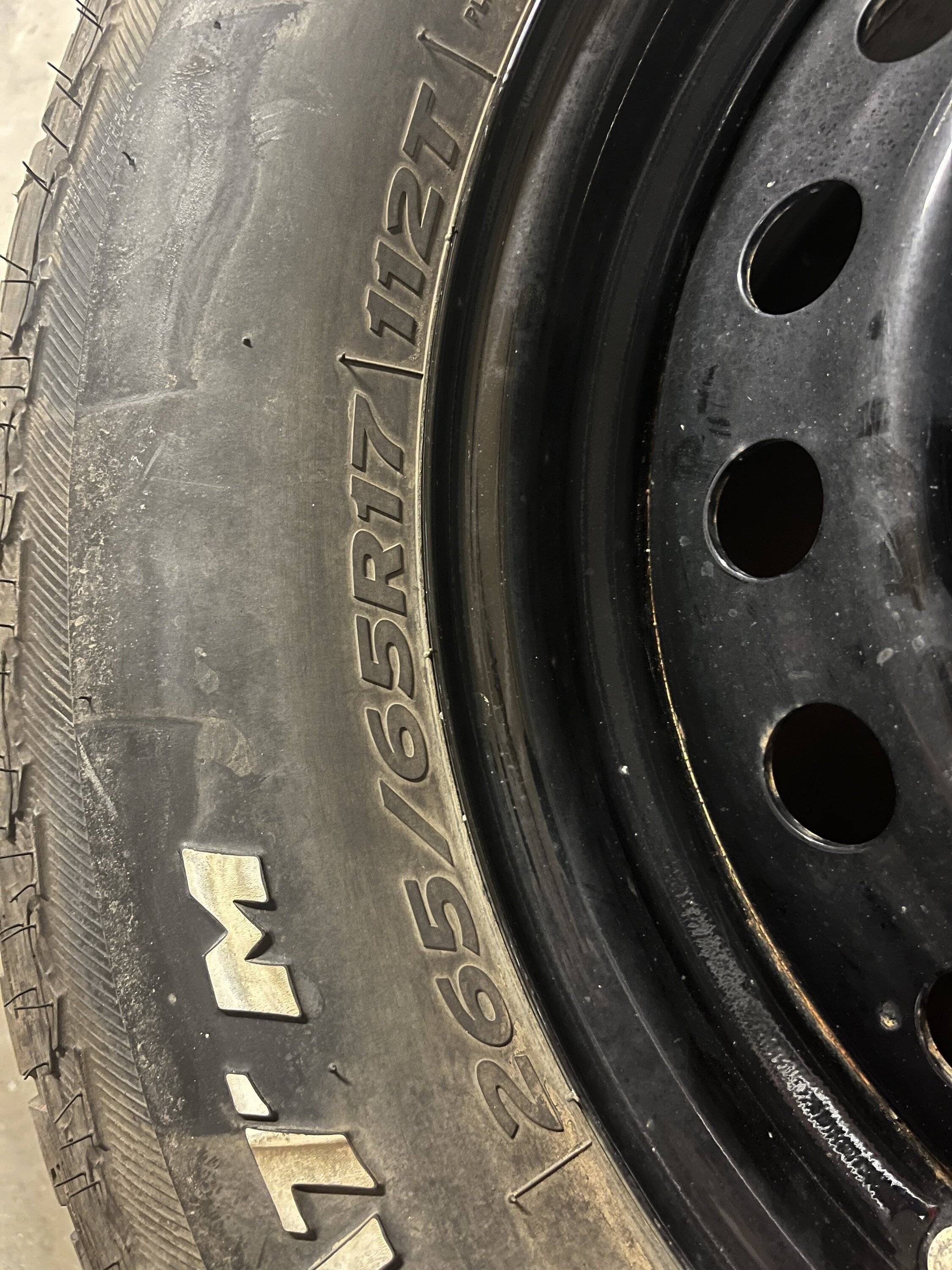 Tire3.jpg