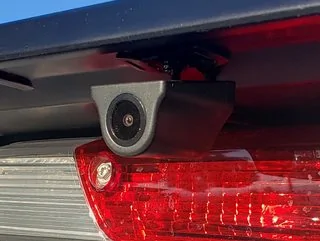 8KouCZxm.webp