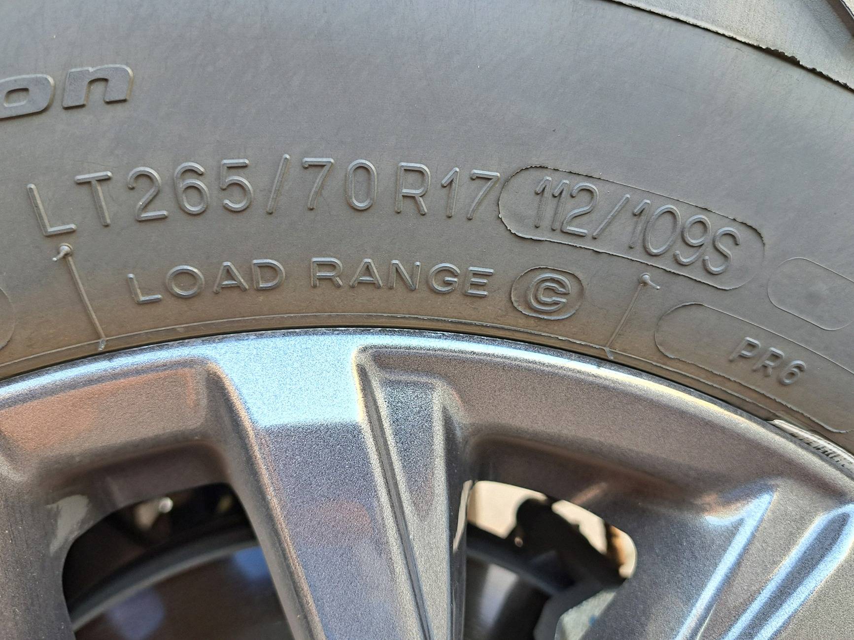 Tire specs-6 ply-45lbs..jpg