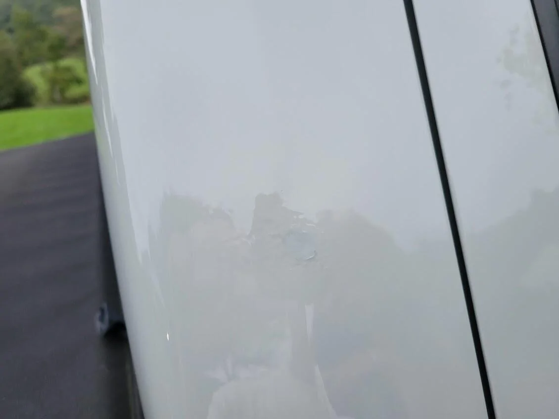 1727826062880-ui.jpg