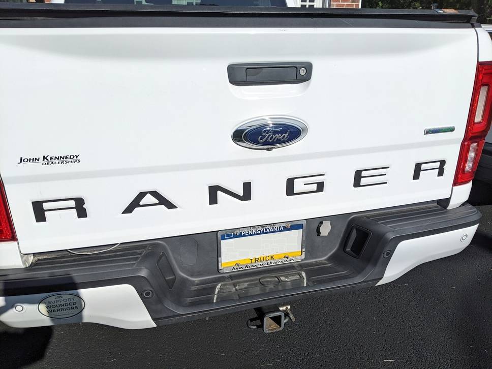 tailgate_pic.jpg