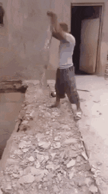 1730916473587-yi.gif