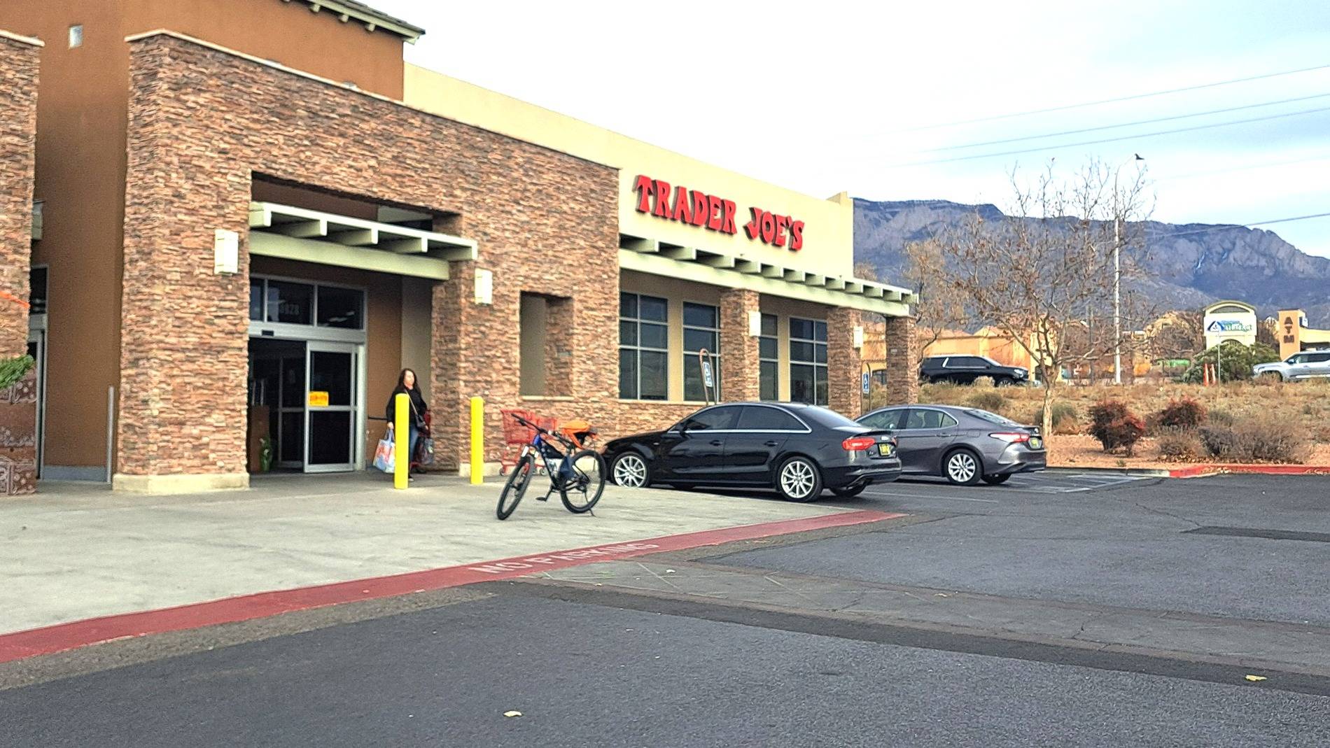 Store 1 zoom jpg.jpg