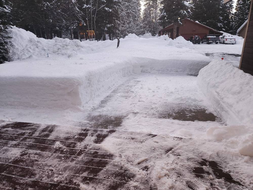 snow 010625.jpg