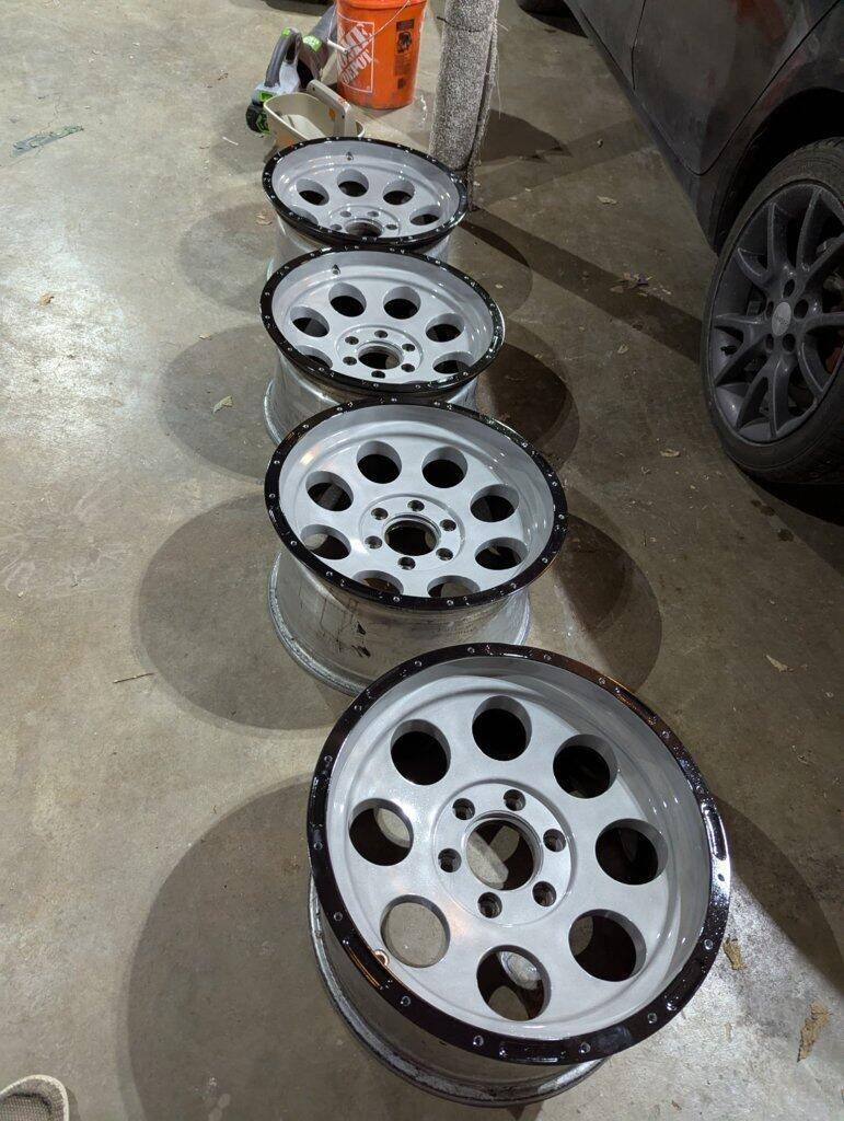 1738068324203-x4.jpg