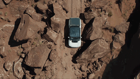 1740603958708-hf.gif
