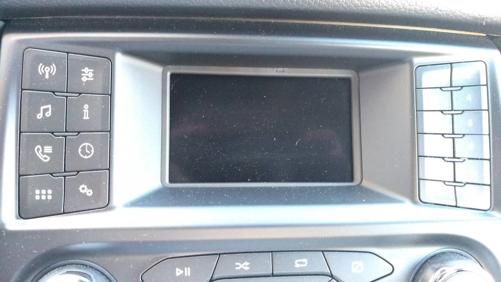 1741738442418-95.webp