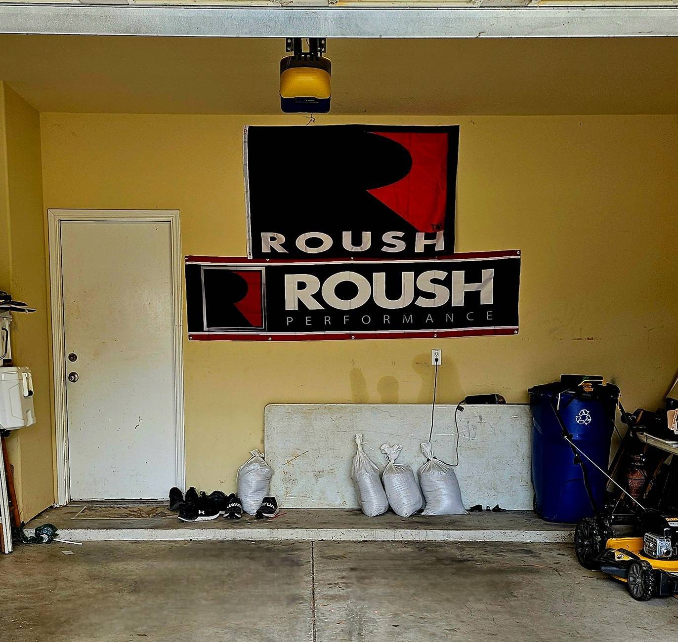 garage.jpg