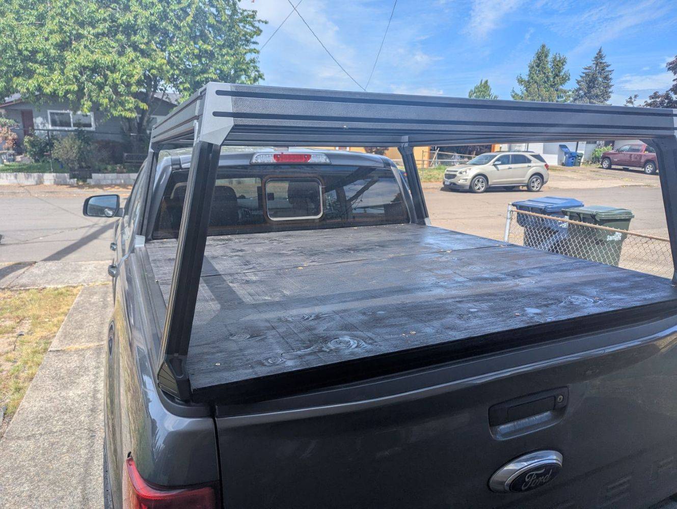 XO-Skltn_tonneau_rear.jpg