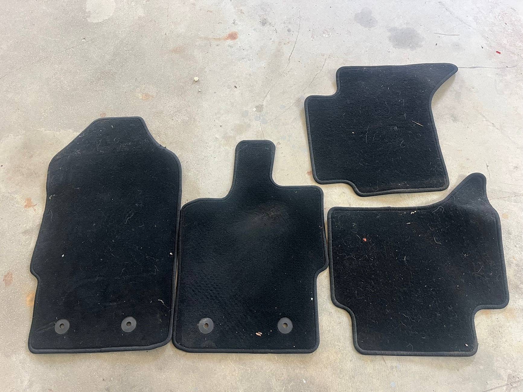 Floor Mats 1.jpg