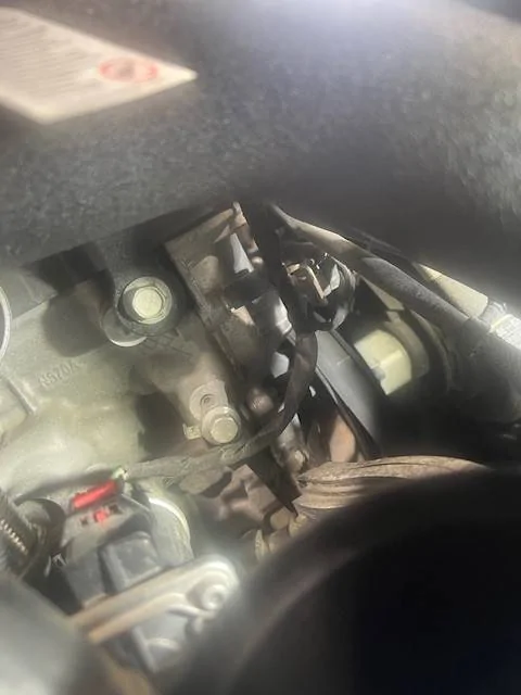 Hot side charge pipe bolt.jpg