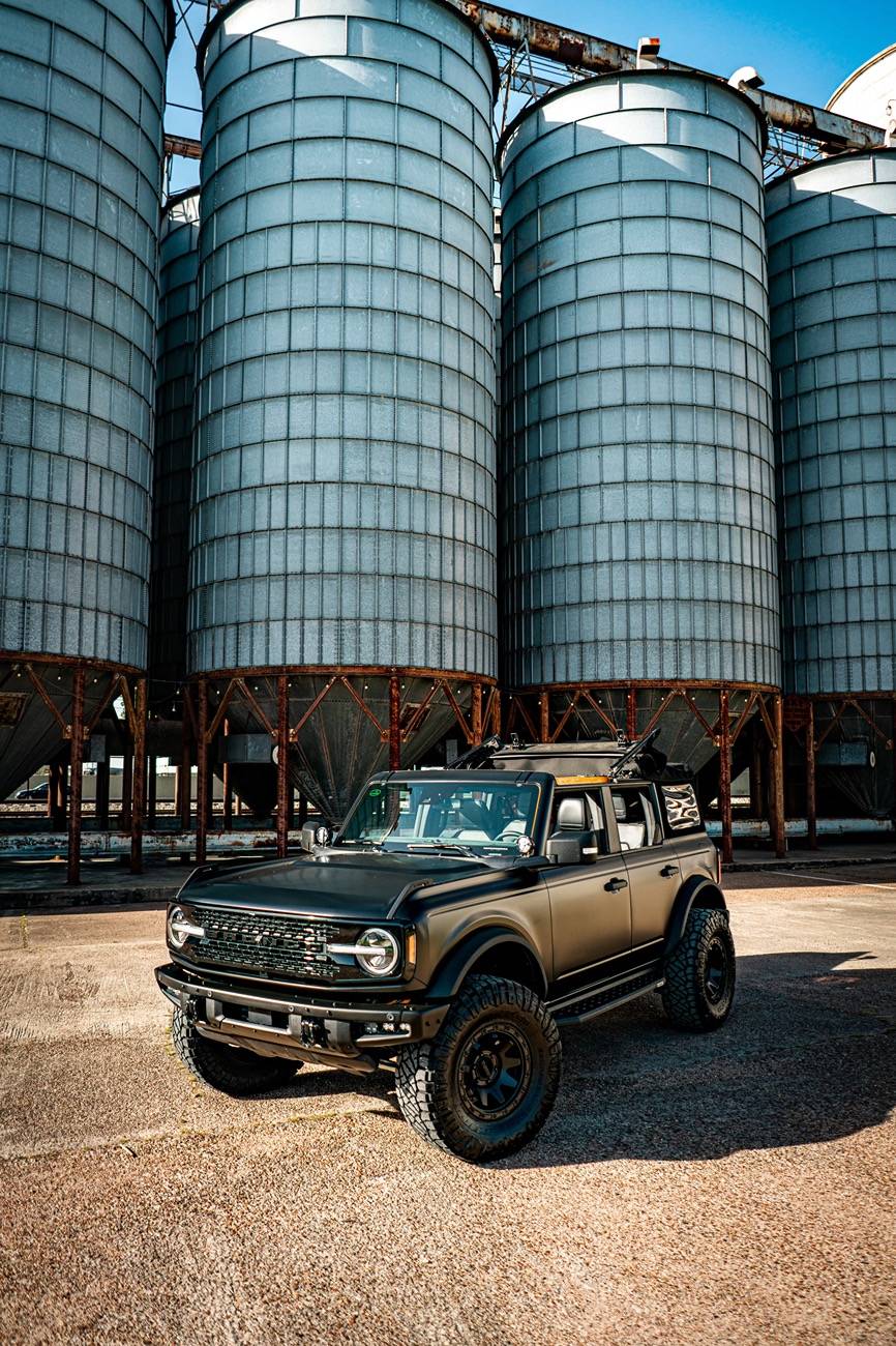 the bronco -02.jpeg