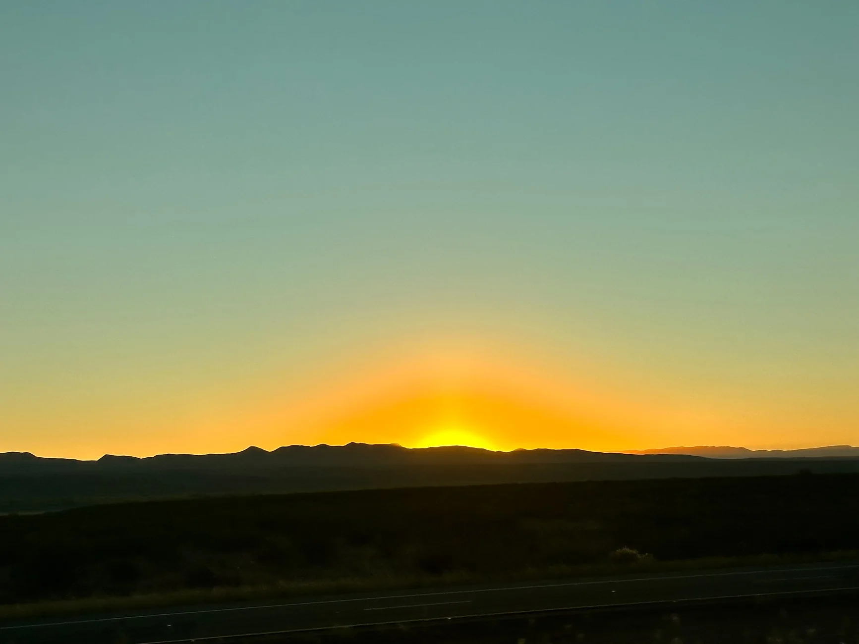 1761915512483-1i.webp