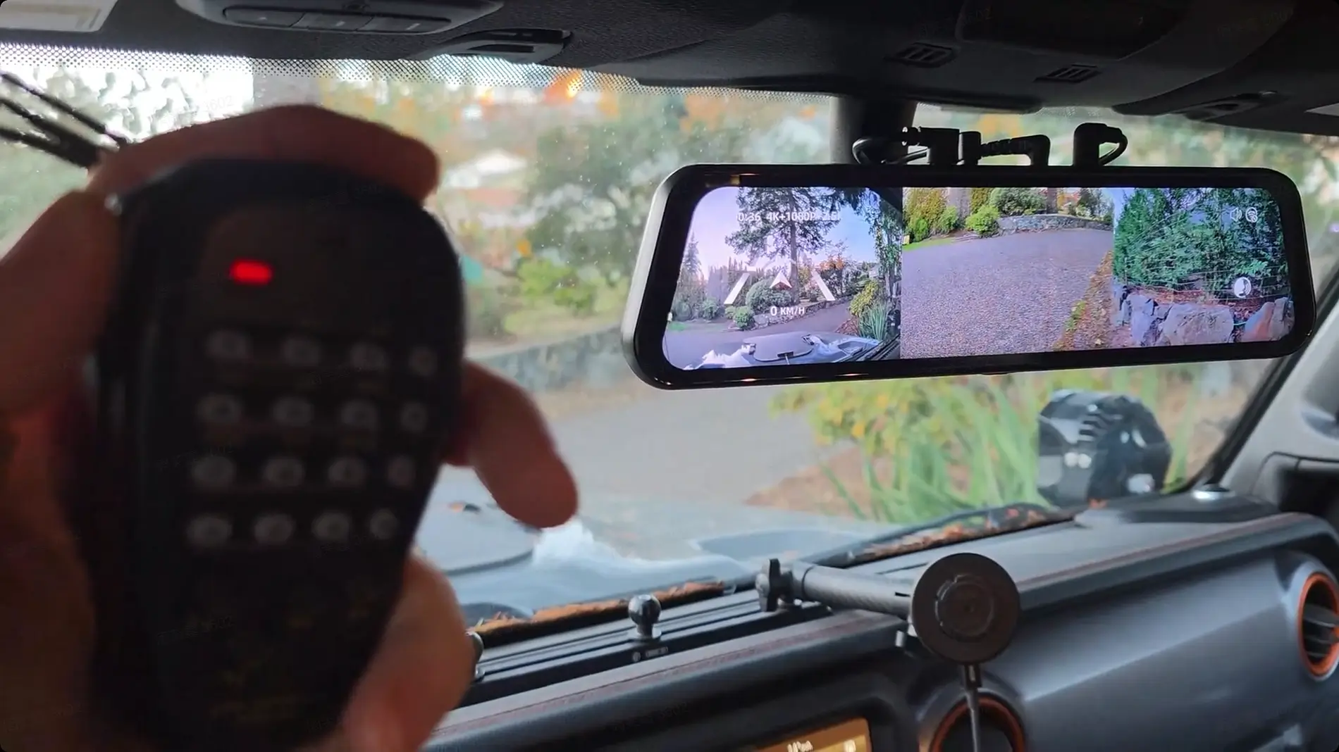 radio&dashcam.webp