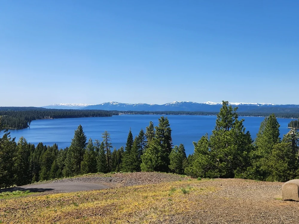 Payette Lake norrow overlook.webp