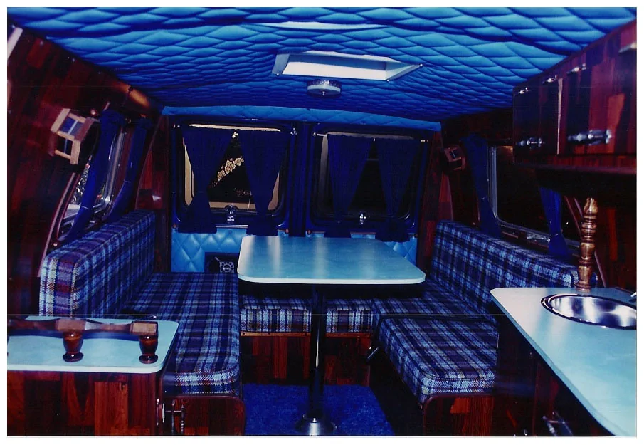 PimpVan_07.webp