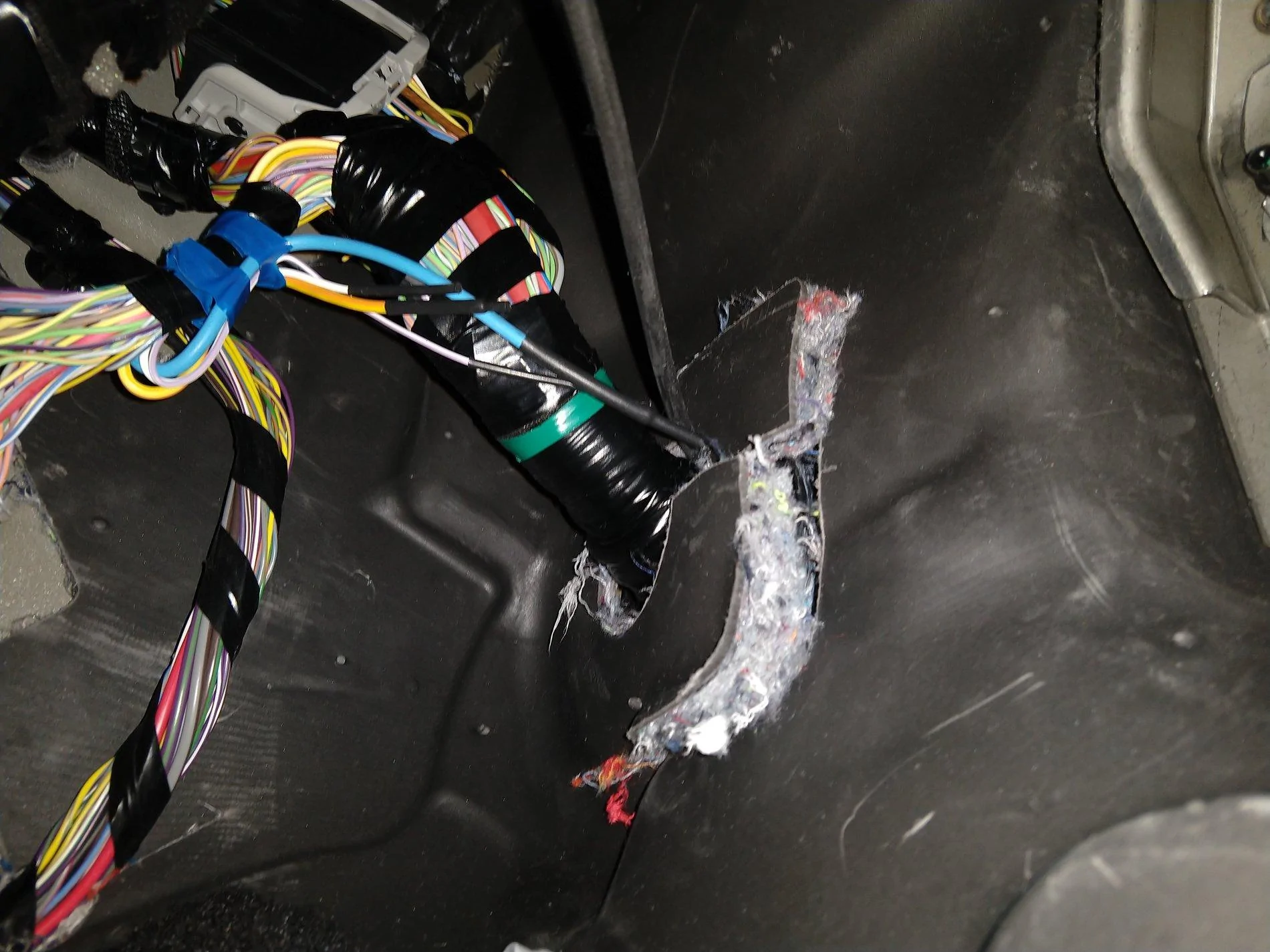 Brake control wiring.webp